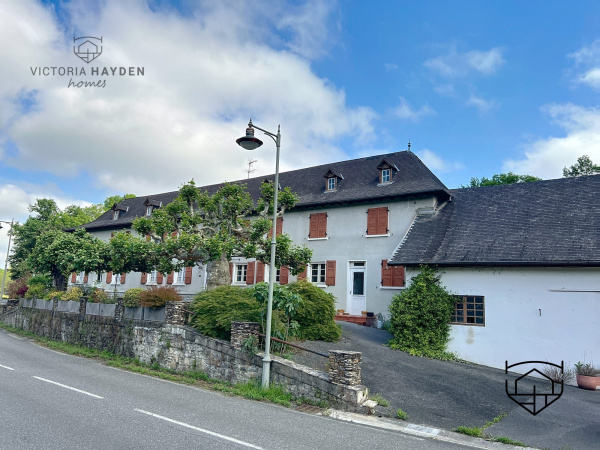 Offres de vente Immeuble Oloron-Sainte-Marie 64400