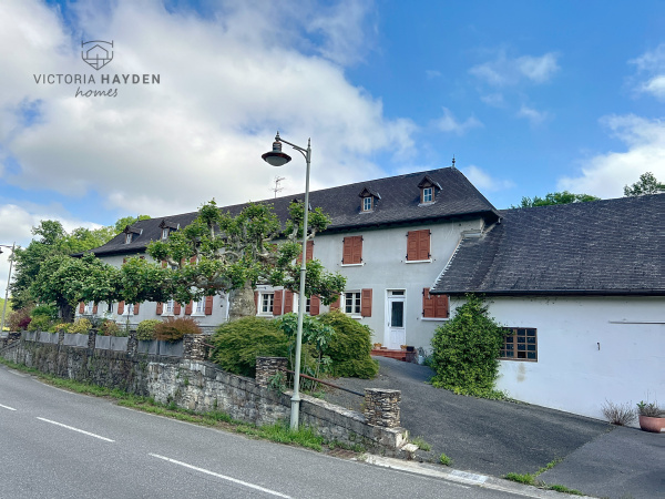 Offres de vente Immeuble Oloron-Sainte-Marie 64400